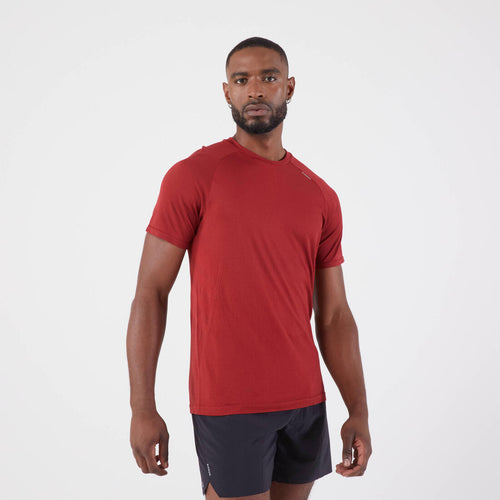 





Men's KIPRUN Run 500 Comfort seamless running T-shirt