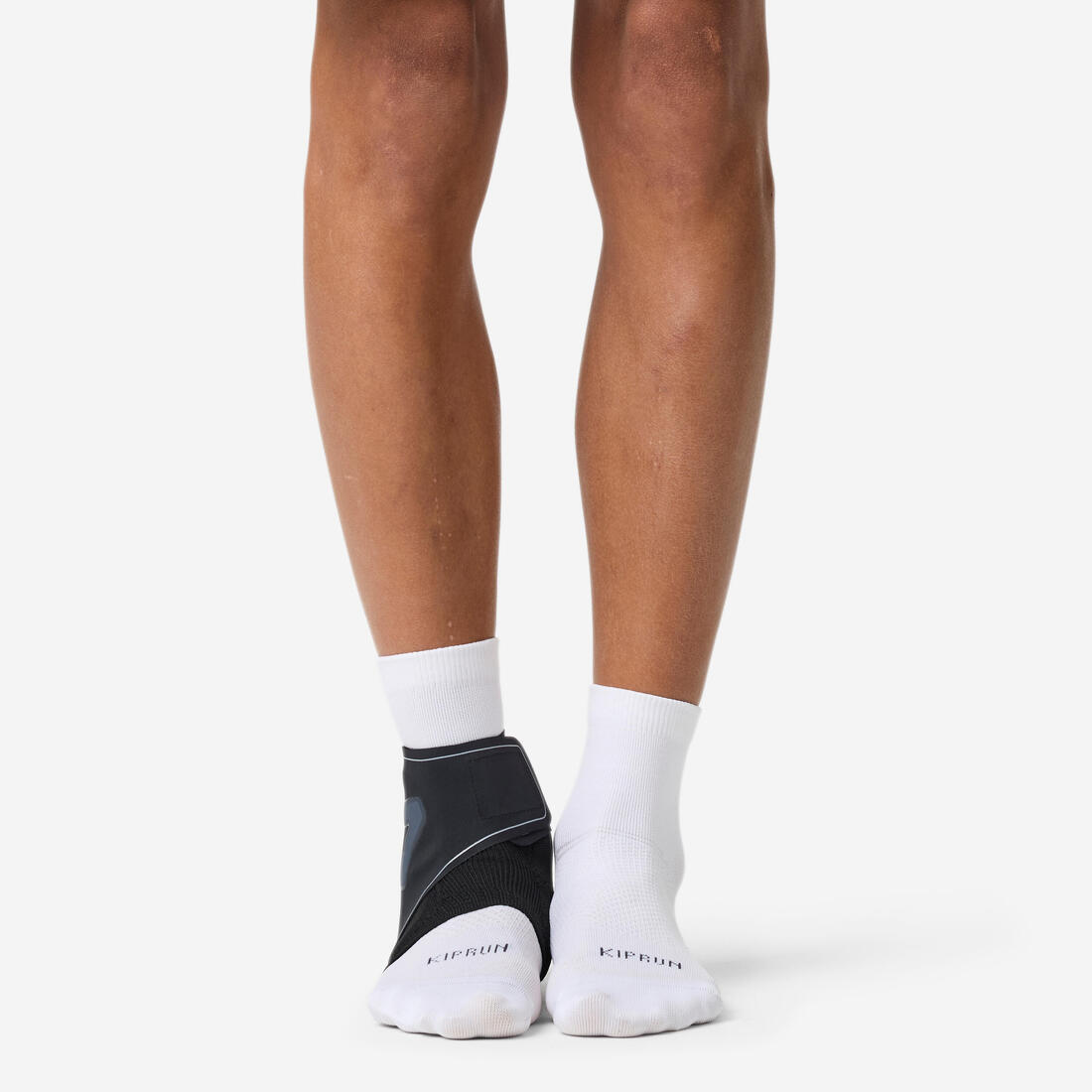 Right or left level 3 ankle support - Decathlon Bahrain