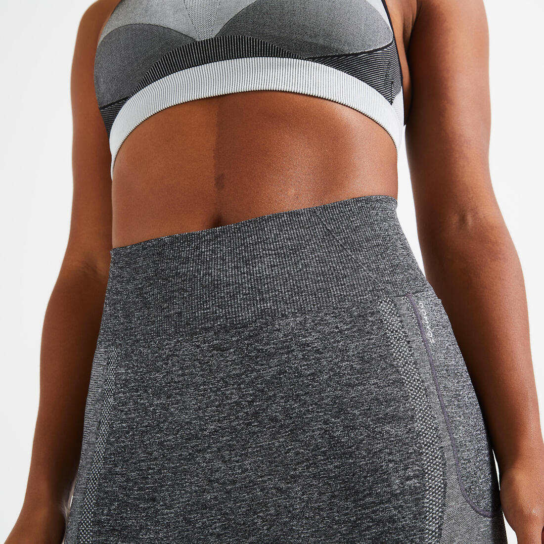 High-Waisted Seamless Fitness Leggings with Phone Pocket