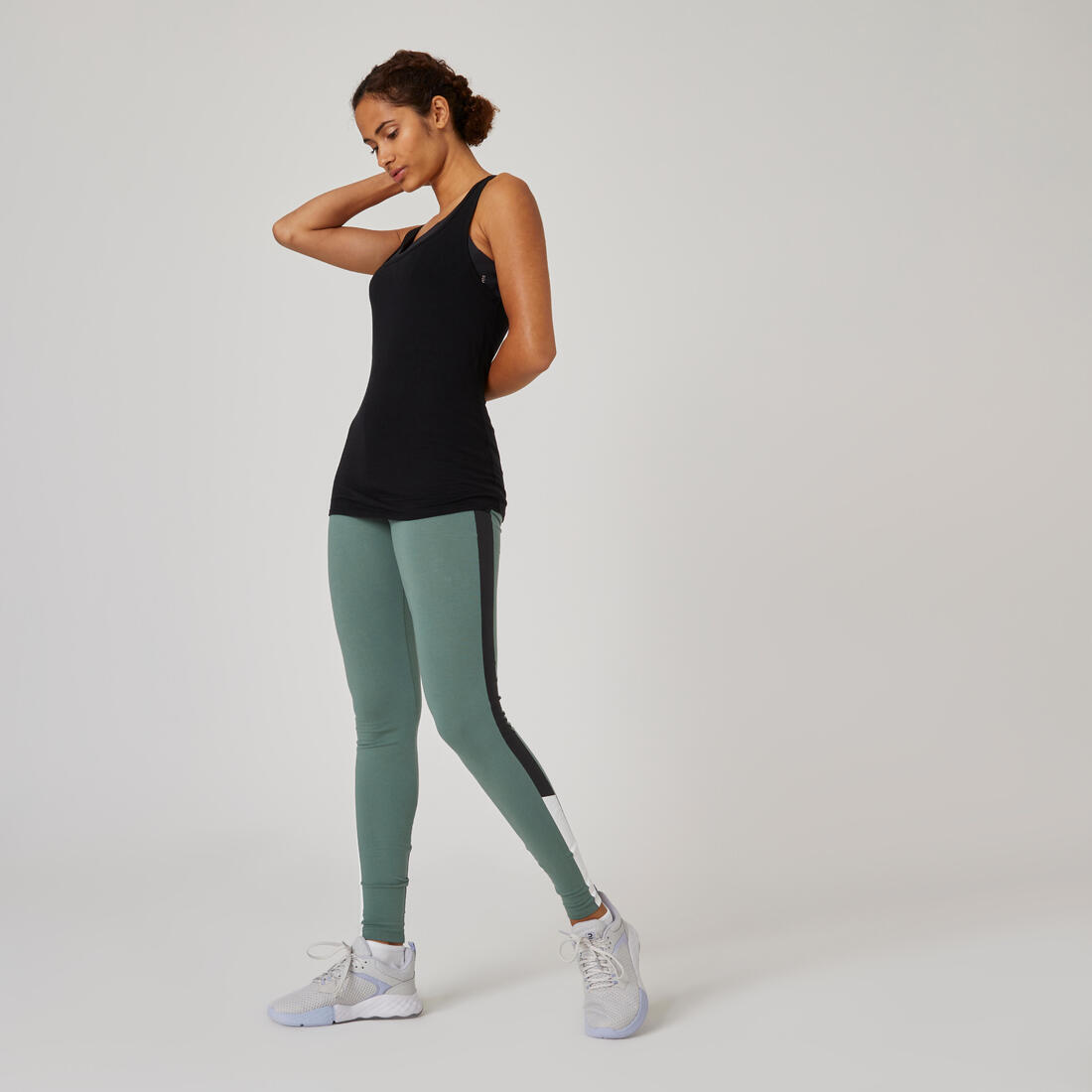 Women's Slim-Fit Fitness Crew-Neck Tank Top 500